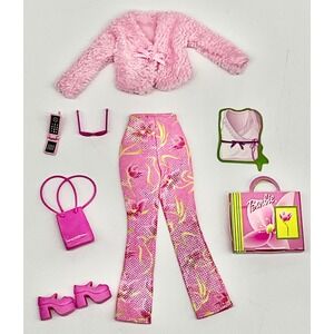 2002 Barbie Fashion Avenue-Metro "Shopping Spree in Paree" 56098 25701 COMPLETE